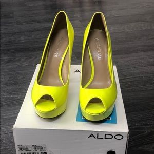 Aldo neon fluorescent yellow peep toe stiletto heels